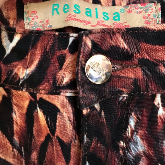 NWT Resalsa Multicolor Feather Print Jeans Size 25 - Picture 5 of 7